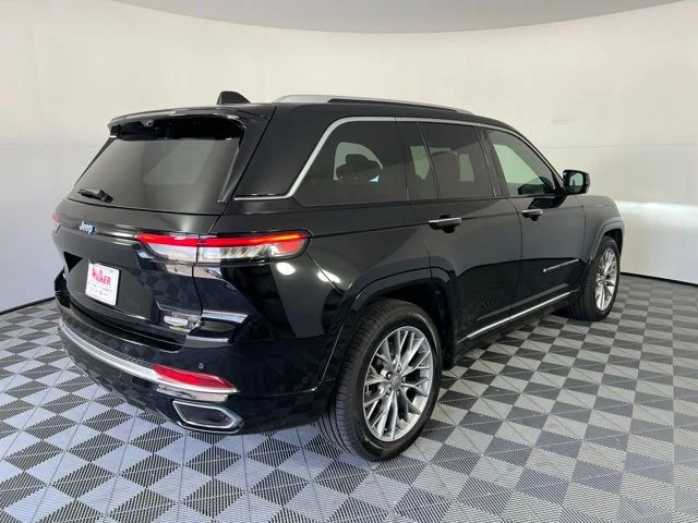 Used 2023 Black Jeep Summit 4xe image 7