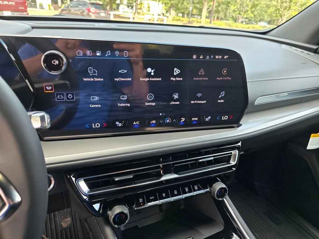 2026 Chevrolet Traverse LT - Photo 14