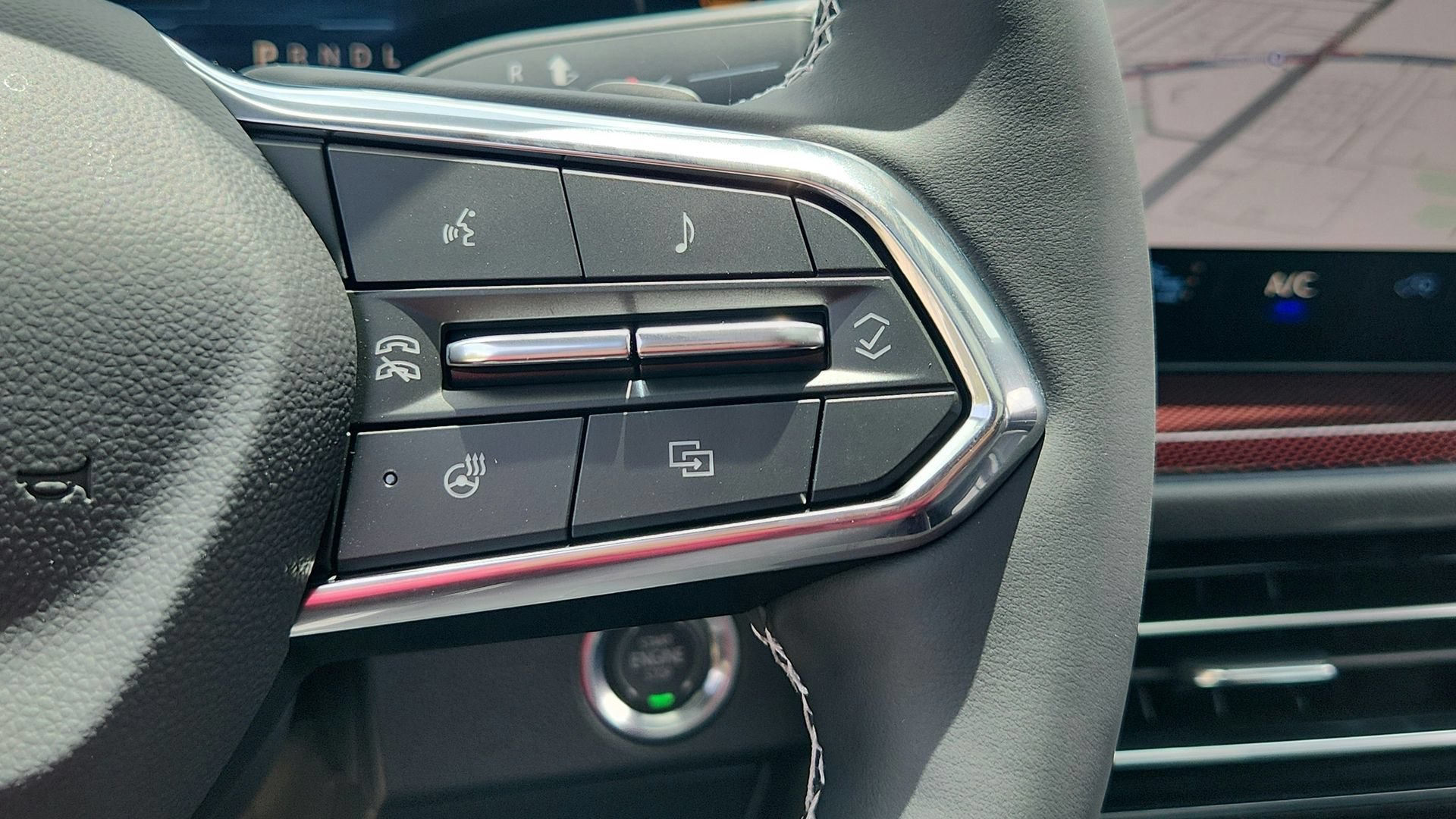 2026 Chevrolet Traverse Z71 - Photo 25