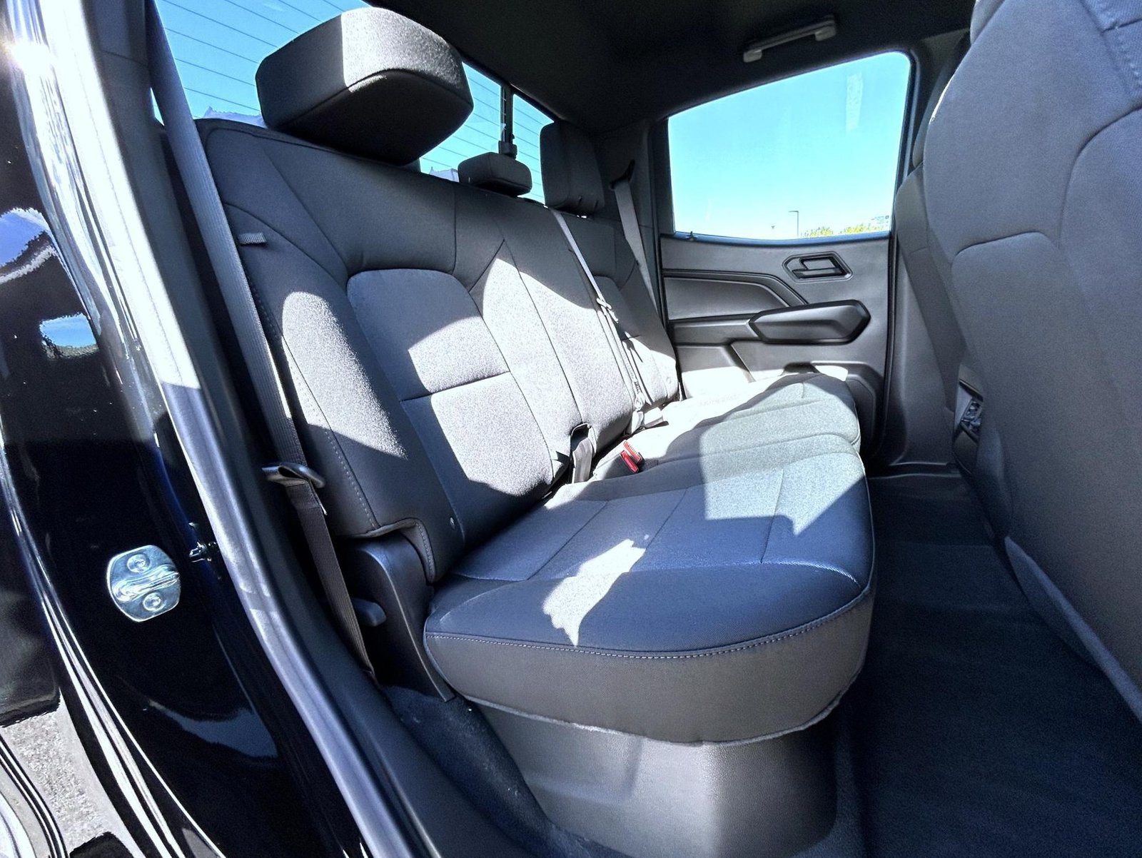 2026 Chevrolet Colorado Trail Boss - Photo 18