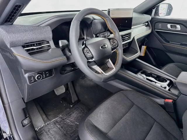 New 2026 Agate Black Metallic Ford Tremor® image 43