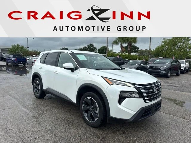 Used 2025 White Nissan SV image 1