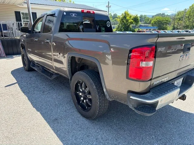 Used 2015 Brown GMC SLE image 9