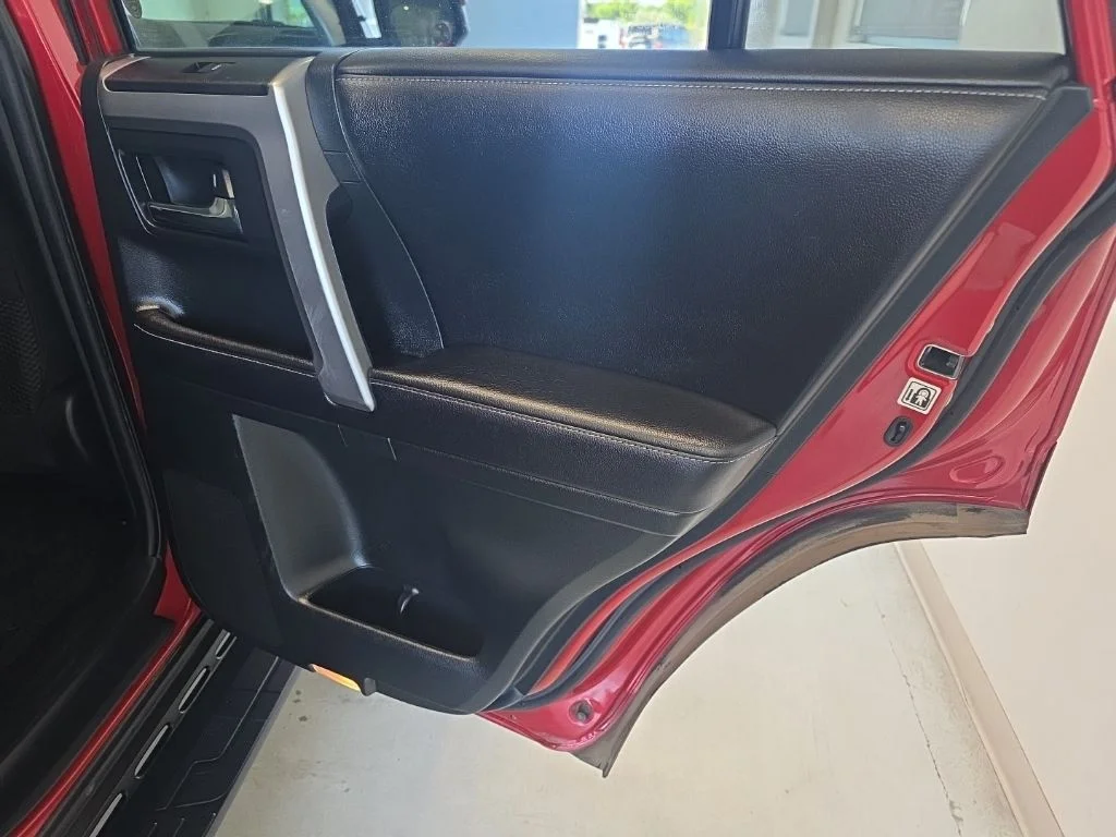 Used 2016 Barcelona Red Metallic Toyota SR5 image 20