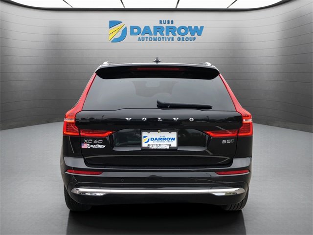 2023 Volvo XC60 B5 Plus photo 4