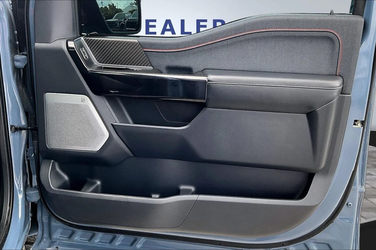 Used 2023  Ford Raptor image 29