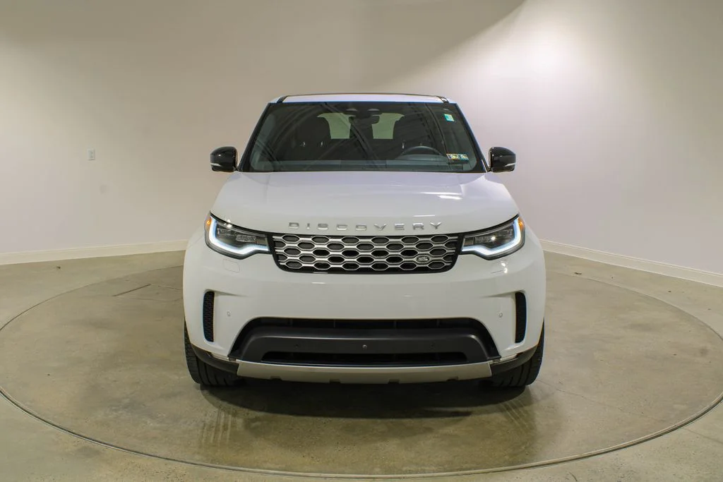 Certified Used 2025 Fuji White Land Rover S image 8