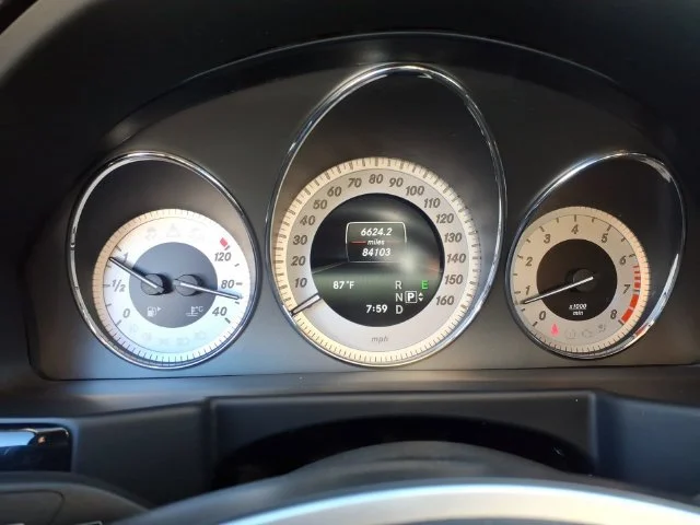 Used 2015 White Mercedes-Benz 4MATIC® image 20