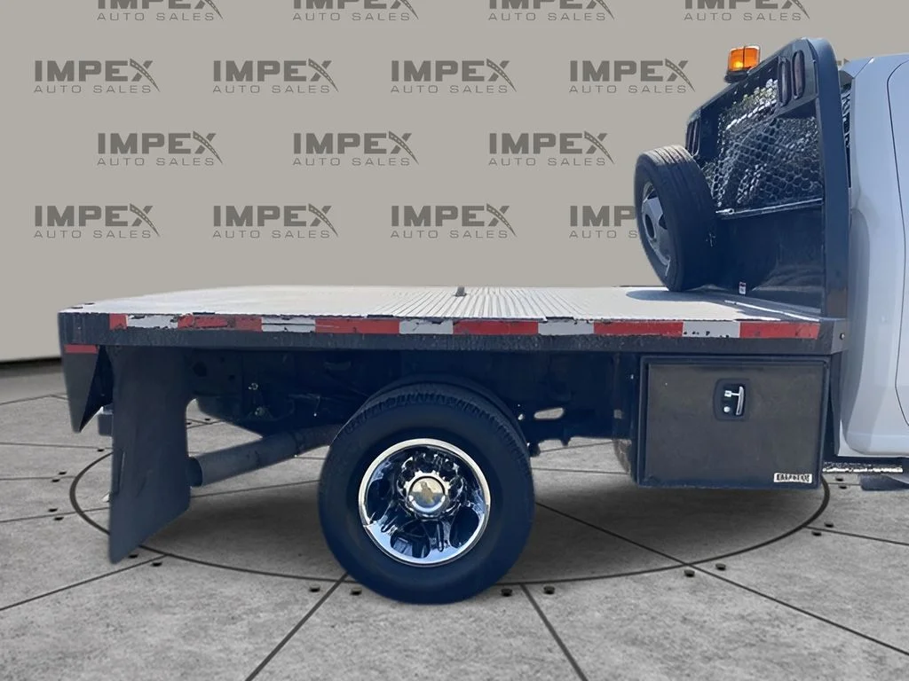 Used 2024 White Chevrolet LT image 56