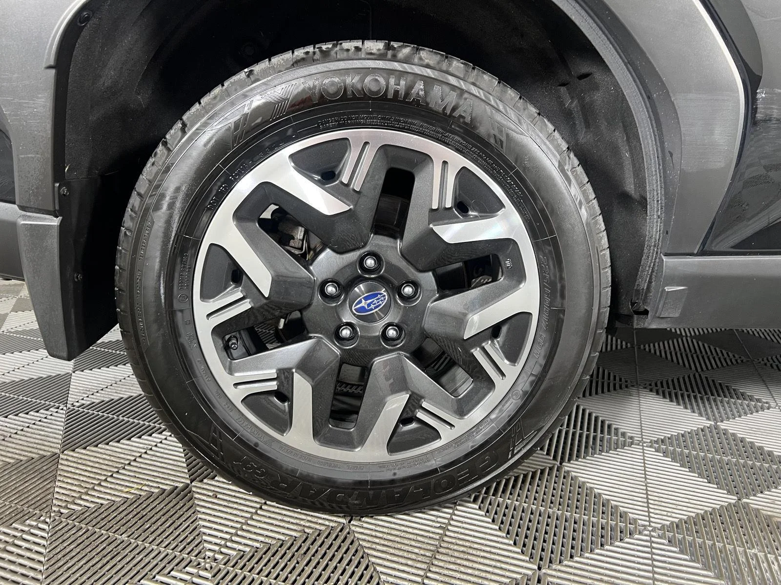 Used 2025 Crystal Black Silica Subaru Premium image 11