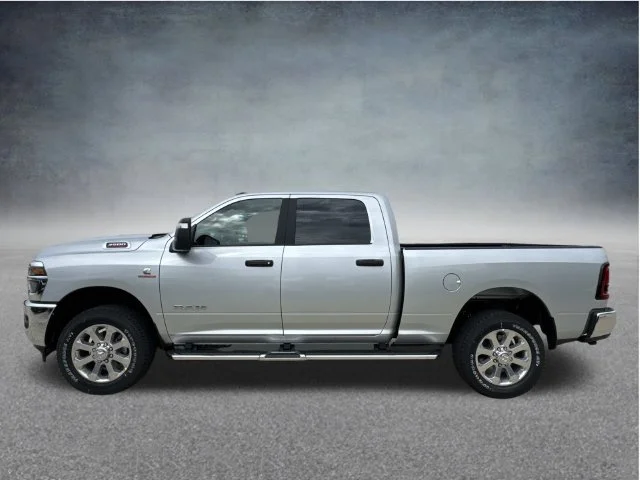 New 2027 Silver-Zynith Exterior Paint RAM Big Horn image 5