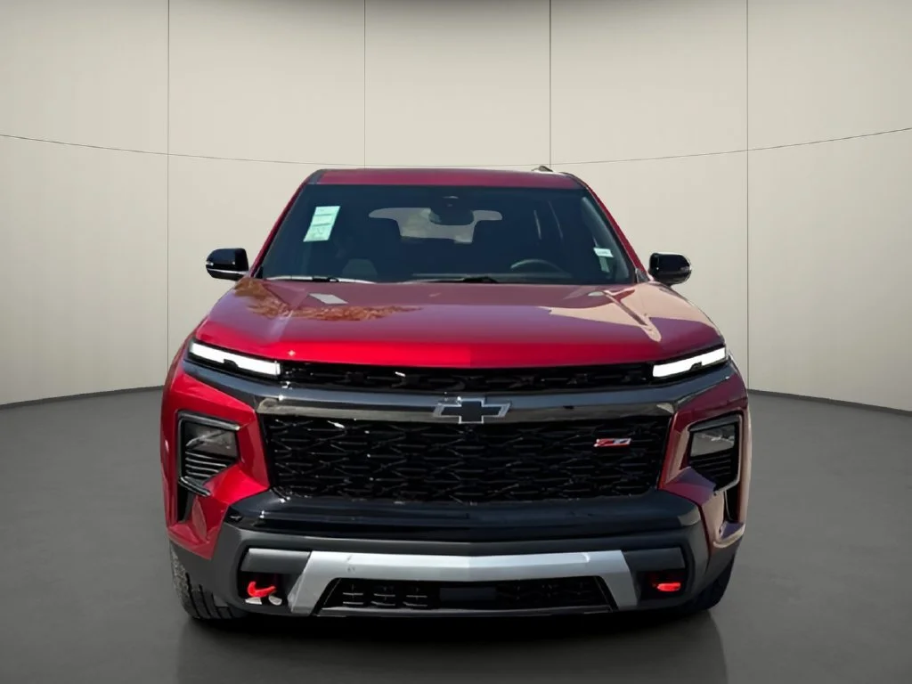 New 2026 Radiant Red Tintcoat Chevrolet Z71 image 5
