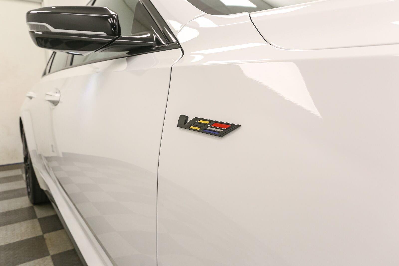 Used 2022 Summit White Cadillac VSERIES image 8