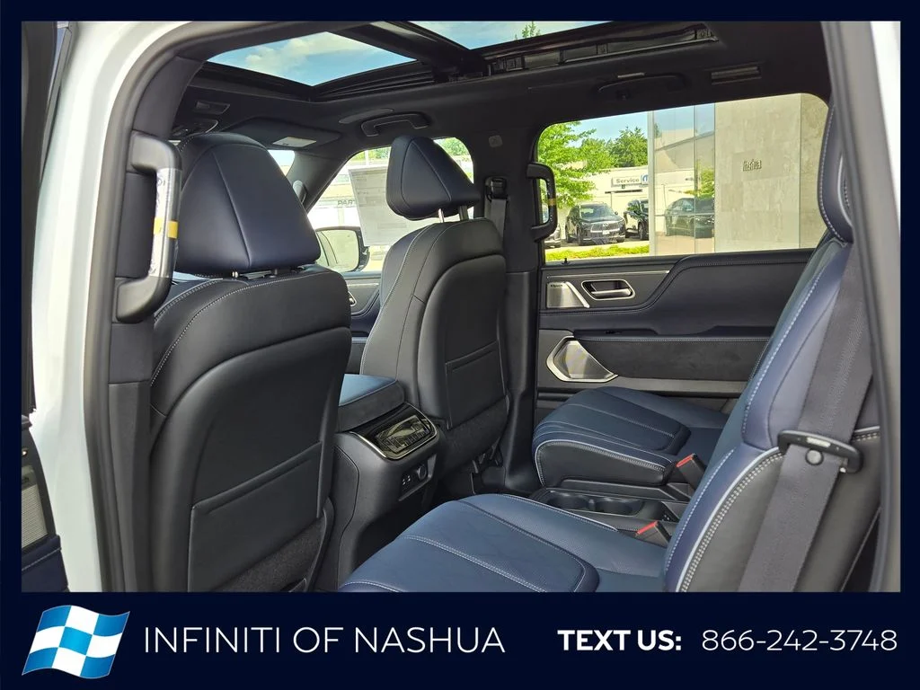 New 2027 2T RADIANT WHIT INFINITI Sport 4WD image 20
