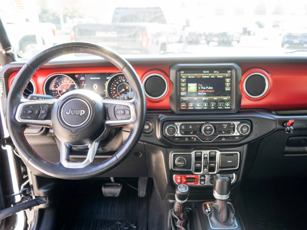 Used 2021 Black Jeep Unlimited Rubicon image 13
