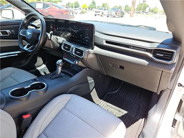 Used 2024 Whtie Ford I4CV image 12