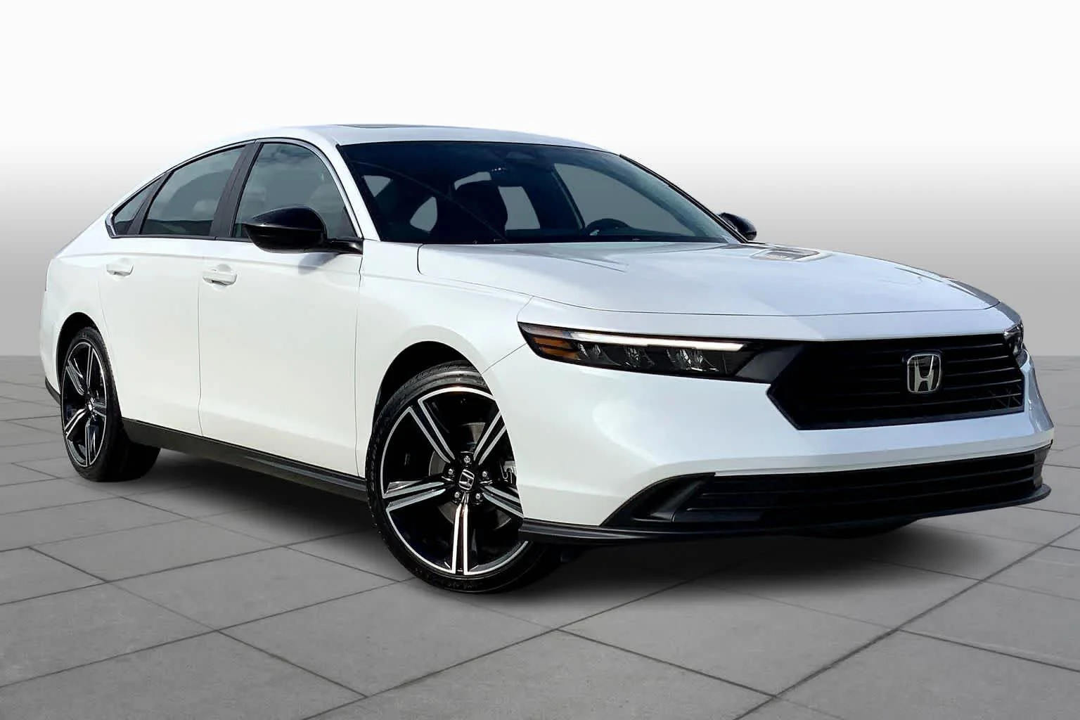 Certified Used 2025 Platinum White Pearl Honda HYBRID SPORT image 2