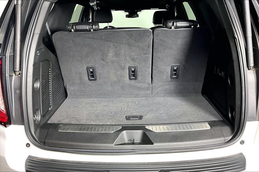 2024 GMC Yukon Denali - Photo 30
