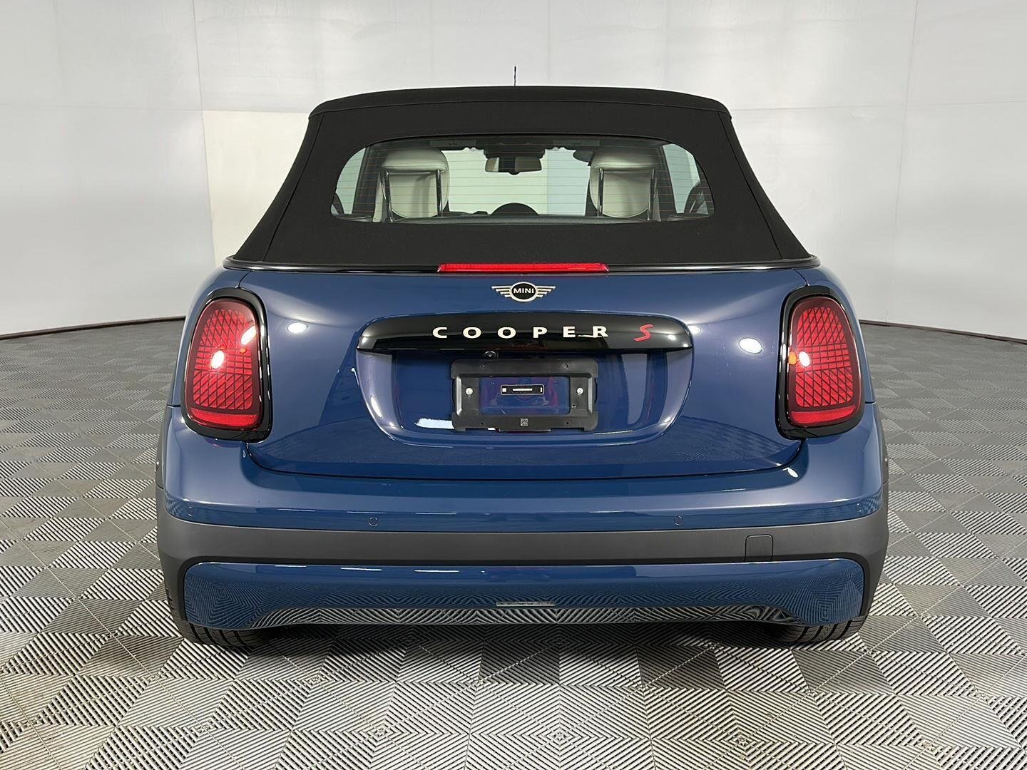 New 2026 Blue Metallic MINI  image 8
