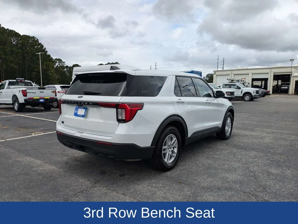 Certified Used 2026 Oxford White Ford Active image 4