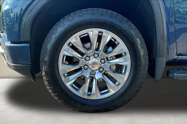 Used 2023 PACIFIC BLUE METALLIC GMC Denali image 31