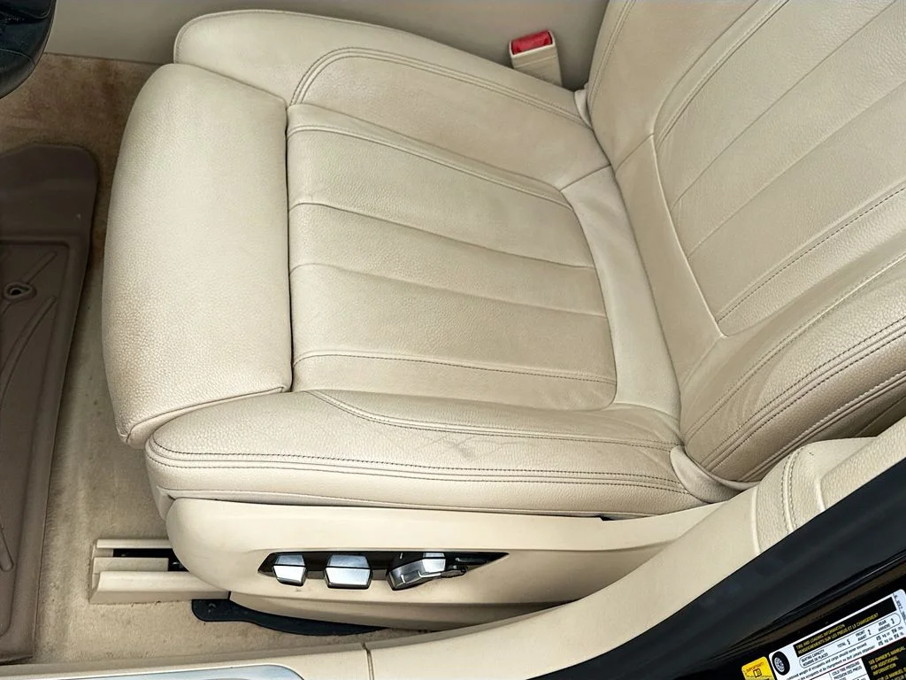 Used 2020 Black BMW 740i image 21