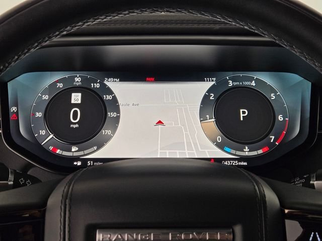 Used 2023 White Land Rover SE Dynamic image 27