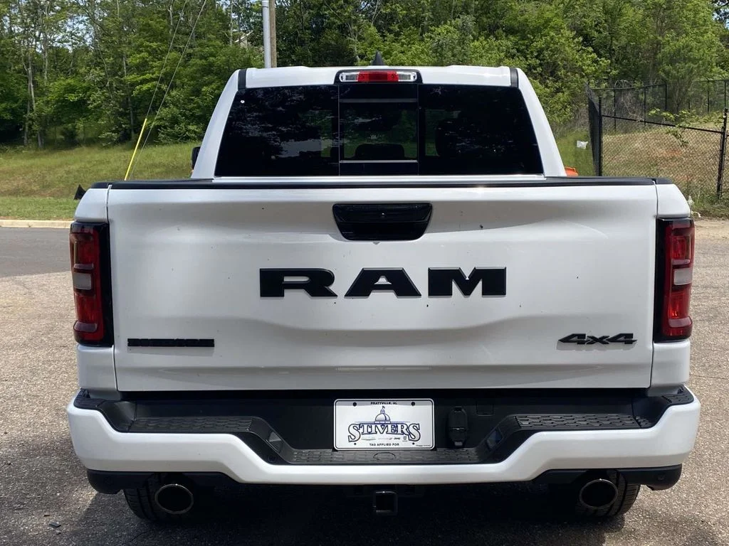 New 2026 Bright White Clear-Coat Exterior Paint RAM Big Horn/Lone Star image 35