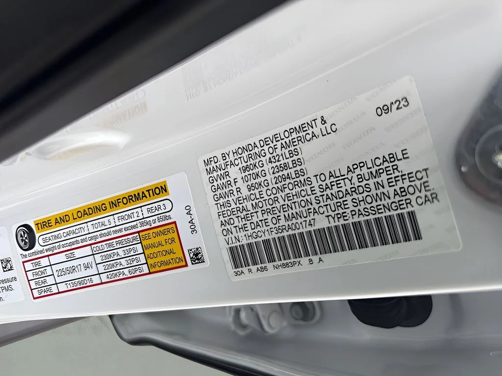 Used 2024 White Honda EX image 34