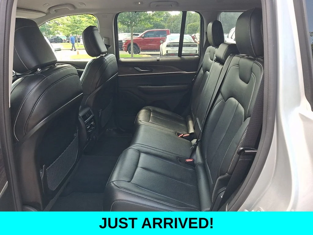 Certified Used 2023 Silver Jeep Limited image 10