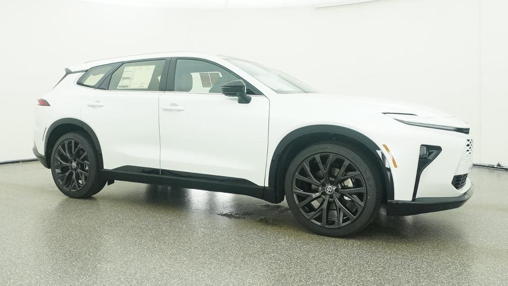New 2026 Oxygen White Toyota Limited image 39