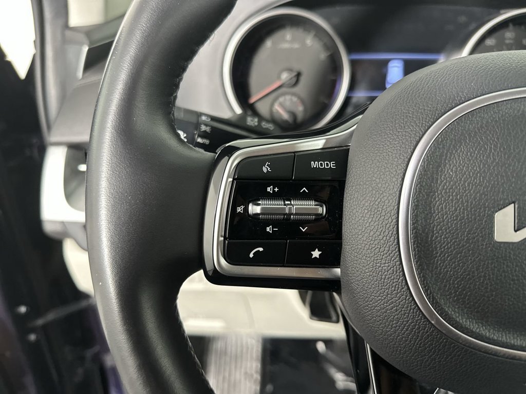 Used 2023 Blue Kia LX Seat Package image 6