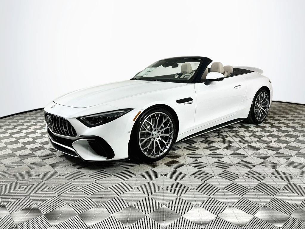 New 2027 MANUFAKTUR Moonlight White Metallic Mercedes-Benz SL 63 AMG® image 3
