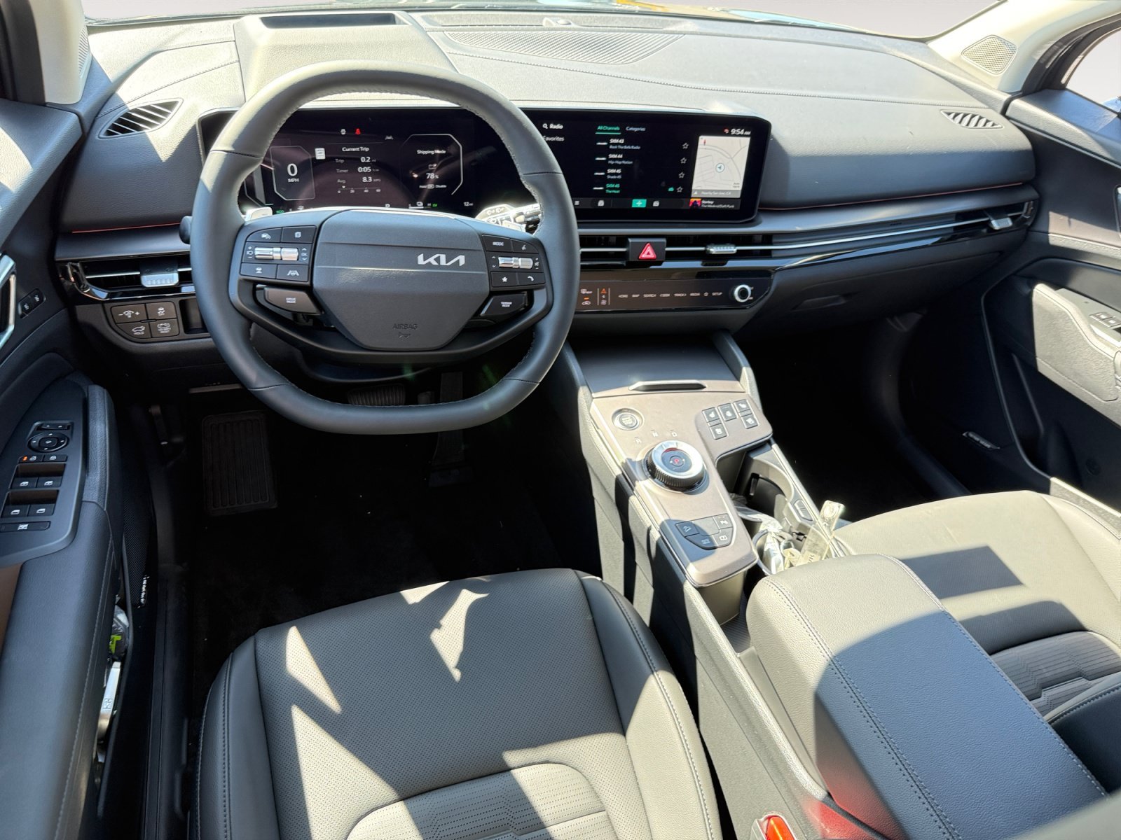 New 2027 Fusion Black Kia SX Prestige image 15