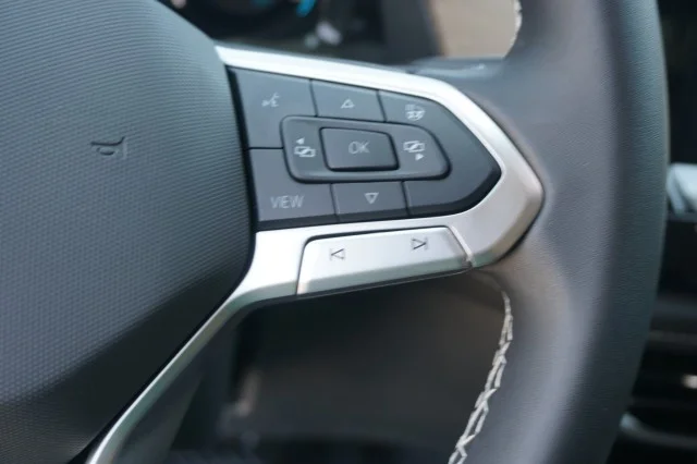 2024 Volkswagen Atlas SE w/Tech - Photo 24