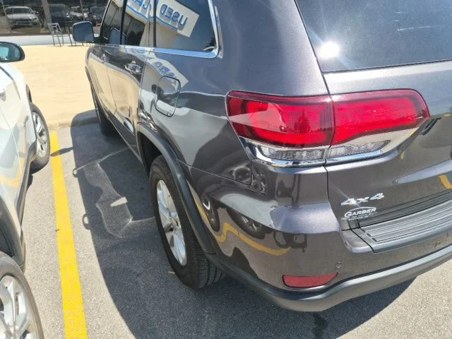 Used 2021 Gray Jeep Laredo E image 7