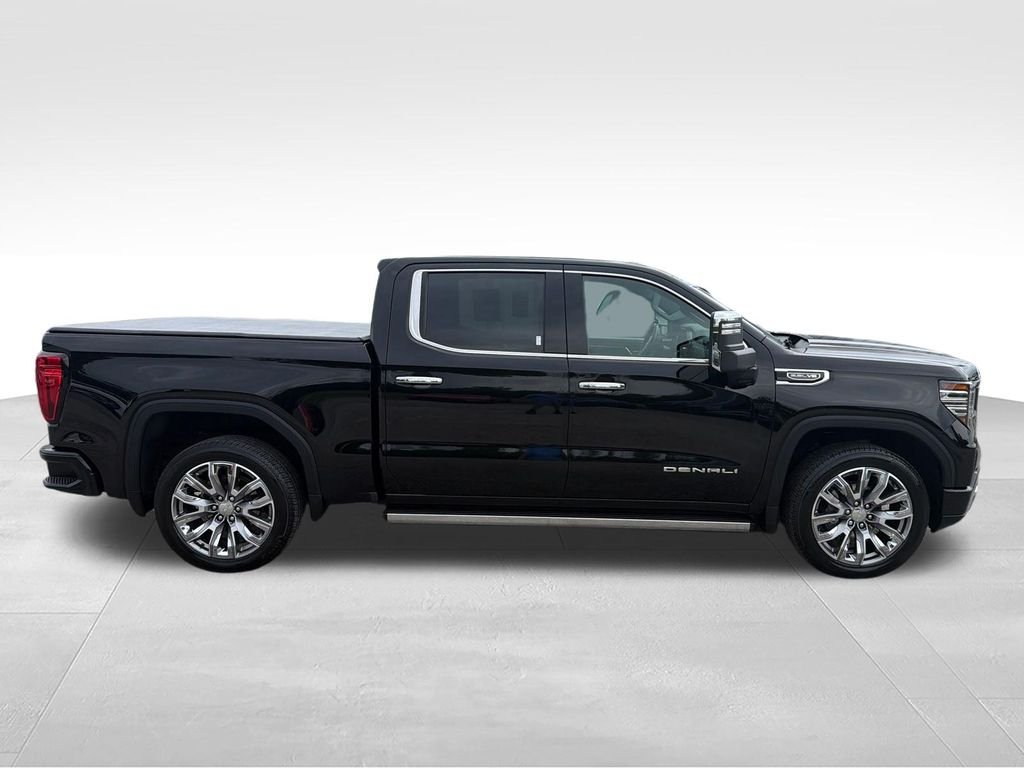 Used 2025 Black GMC Denali image 6