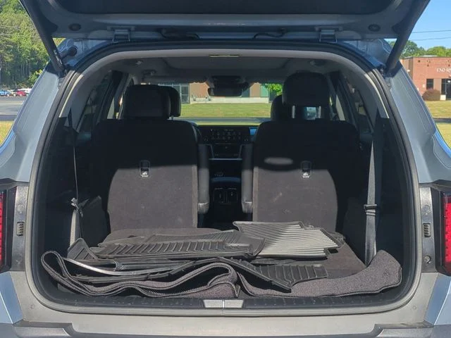 Used 2023 Silver Kia X-Line EX image 32