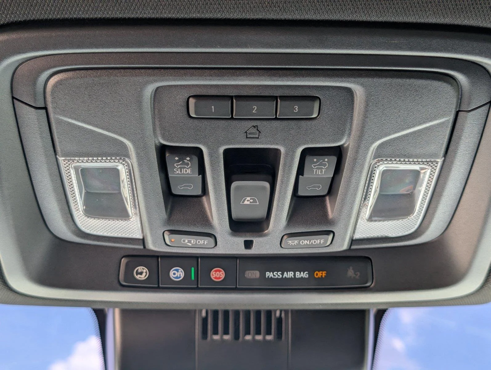 Used 2024 Summit White GMC AT4 image 23