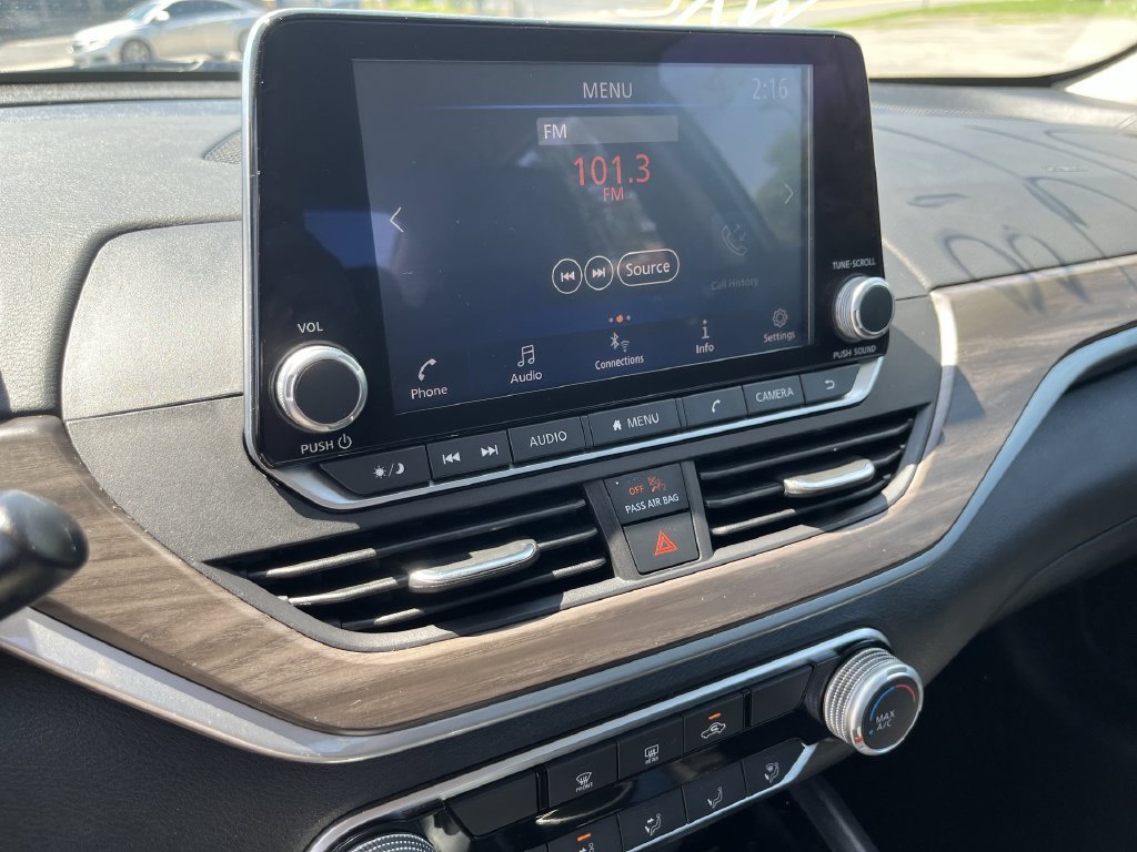 Used 2024 Gray Nissan 2.5 SV image 16