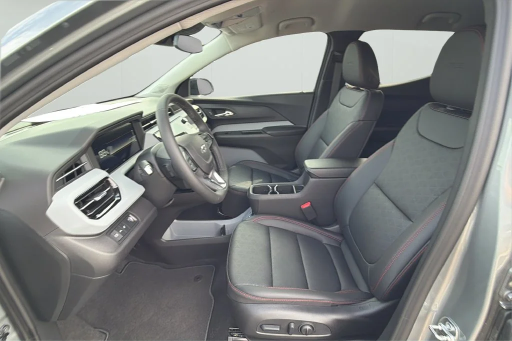 New 2027 Sterling Grey Metallic Chevrolet RS image 18