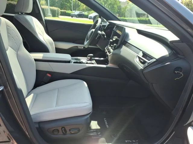 New 2026 Cloudburst Gray Lexus PREMIUM PLUS image 18