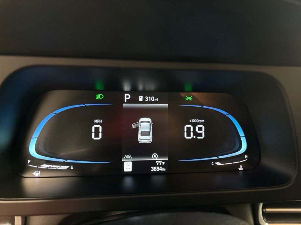 2025 Hyundai Elantra SE - Photo 16