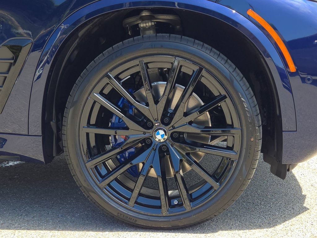 New 2026 Tanzanite Blue II Metallic BMW xDrive40i image 7