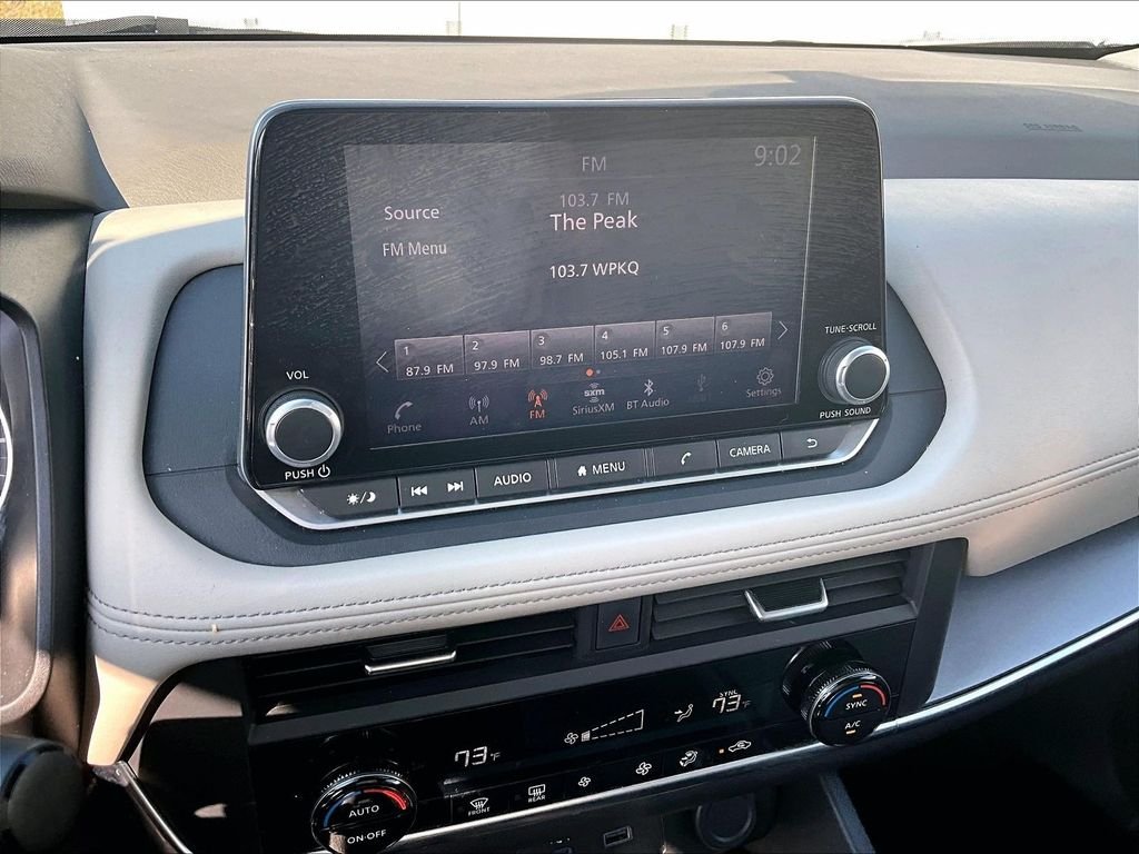 Used 2023 Pearl White Tricoat Nissan SV image 18