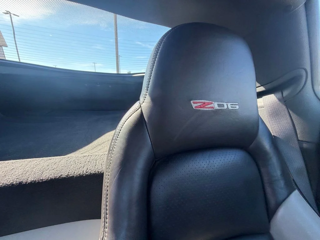 Used 2009 Gray Chevrolet Z06 image 43