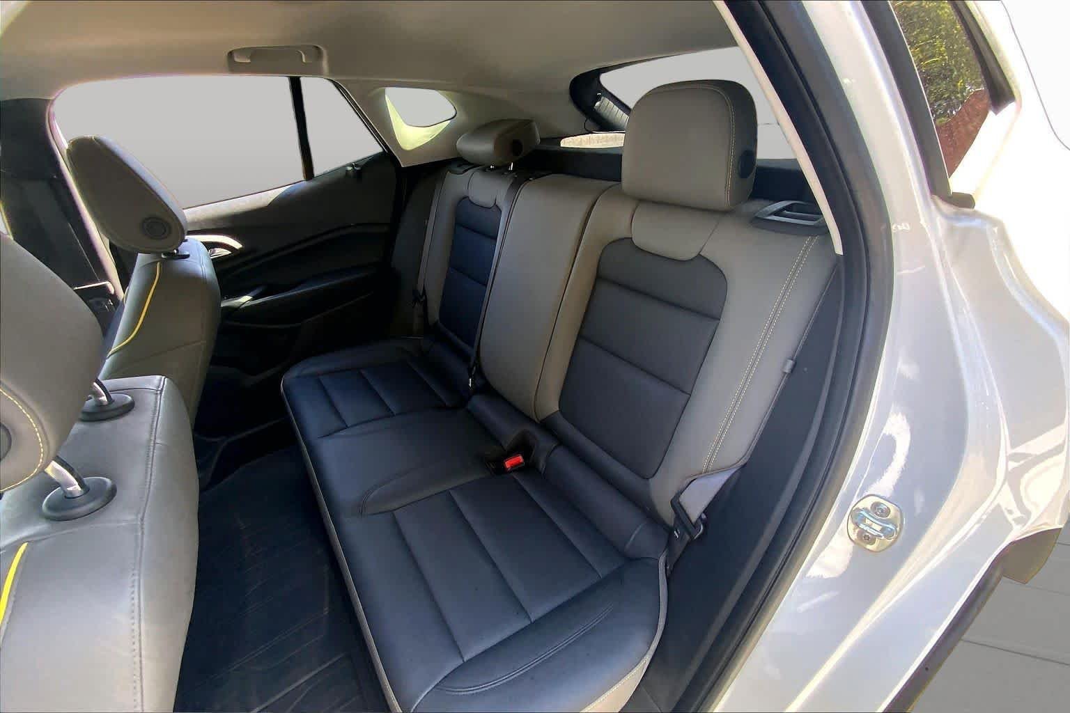Used 2024 Summit White Chevrolet ACTIV image 21
