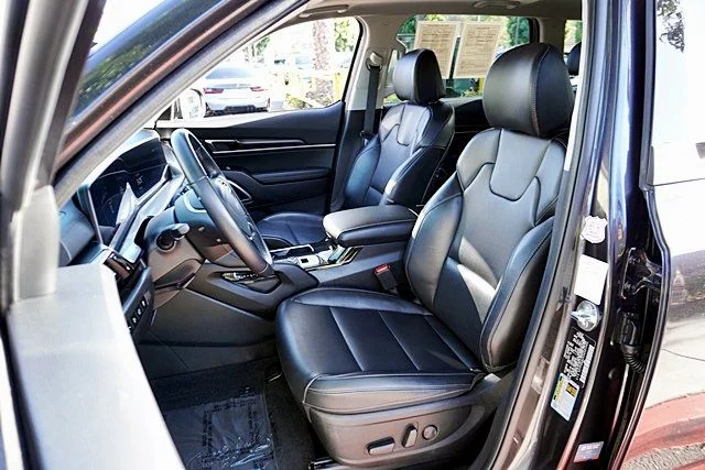 Used 2025 Gray Kia S image 14