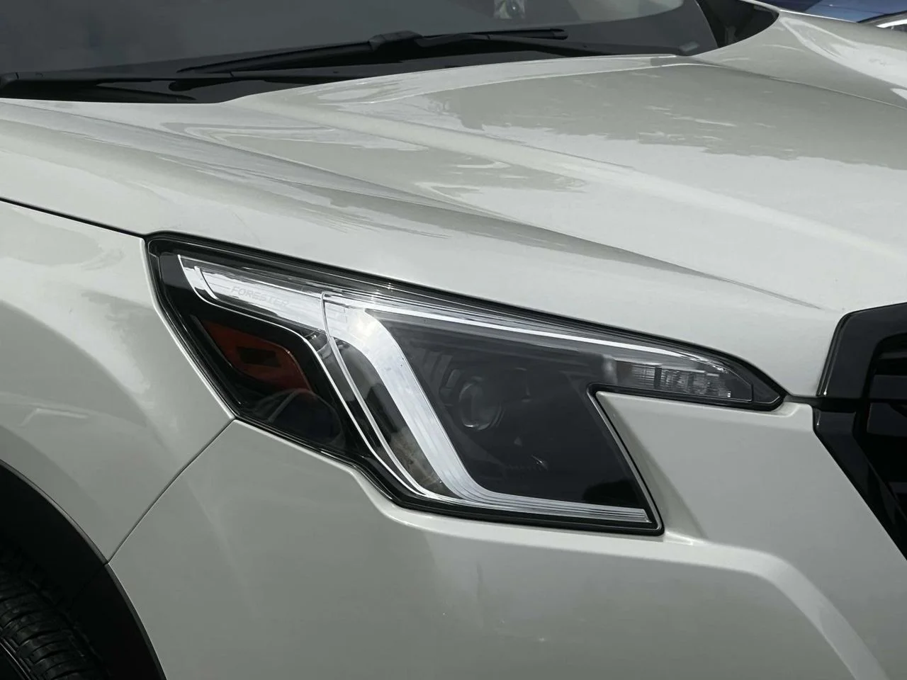 Used 2023 Crystal White Pearl Subaru Premium image 15
