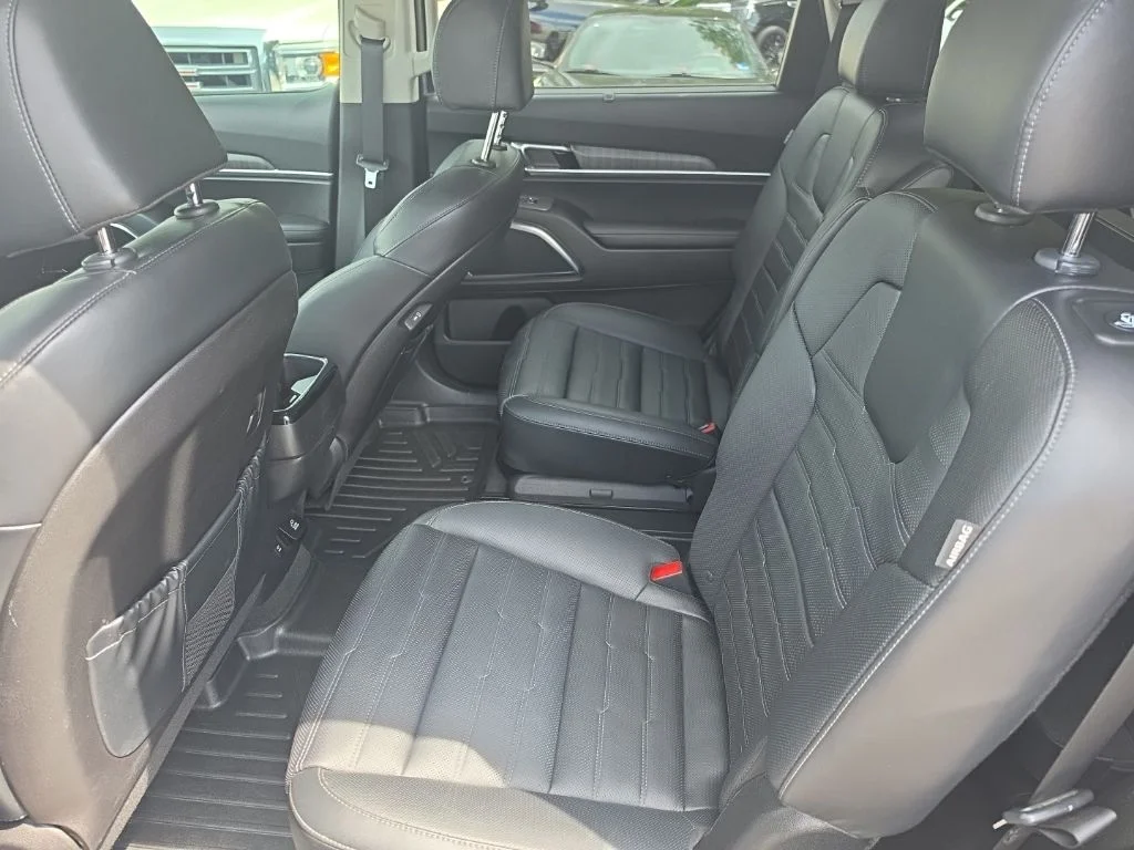 Used 2023 Silver Kia SX-Prestige image 15